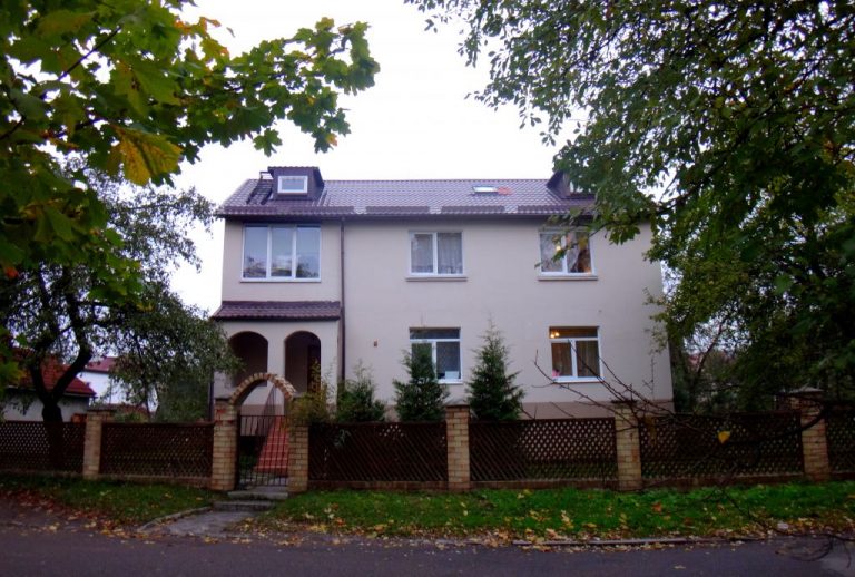 Встреча представителя Калининградского омбудсмана  с молодыми людьми, проживающими в Доме «Шанс»