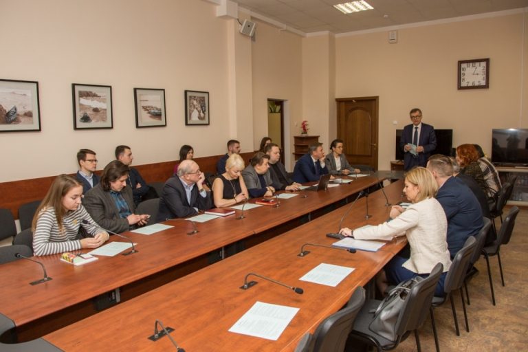 Олег Заячковский: институт не стоит на месте, жизнь только начинается!