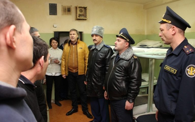 Прокурор и уполномоченный по правам человека отправились в СИЗО Калининграда