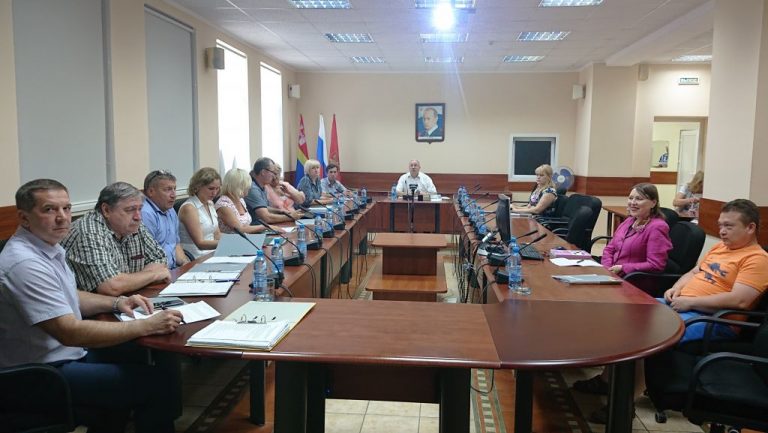 Представитель Уполномоченного по правам человека в Калининградской области проинформировала депутатов Окружного Совета Гусевского городского округа о соблюдении прав и свобод человека в Калининградской области