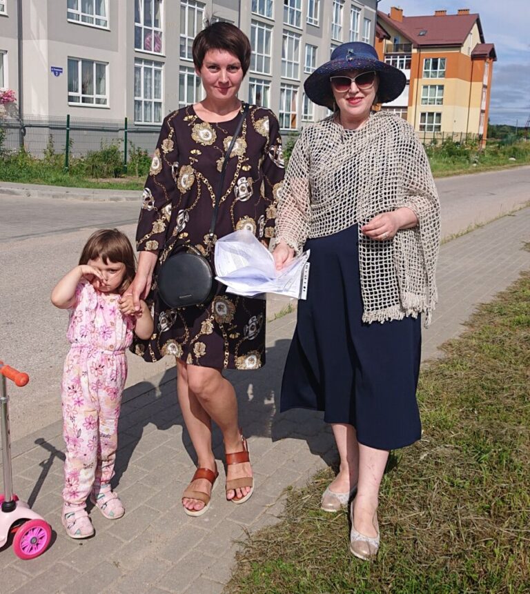 Жалоба рассмотрена. С нового учебного года за детьми будет заезжать школьный автобус