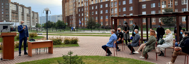 Новым членам ОНК вручены удостоверения