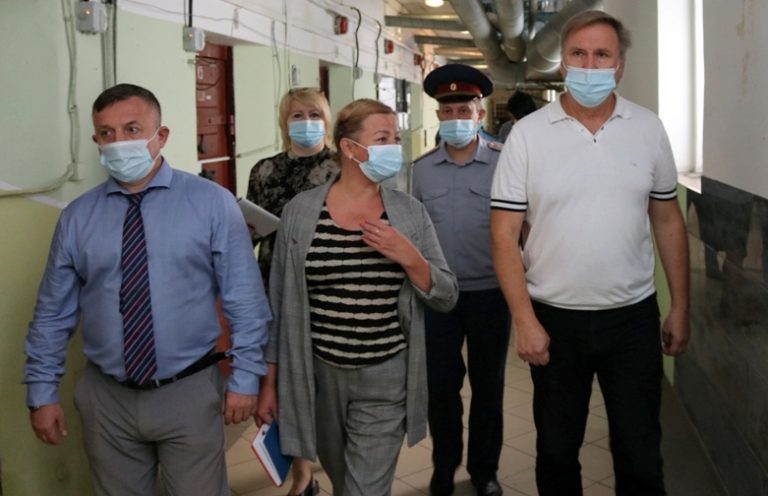 Уполномоченный по права человека в Калининградской области совместно с представителями прокуратуры, членами ОНК посетил СИЗО-1