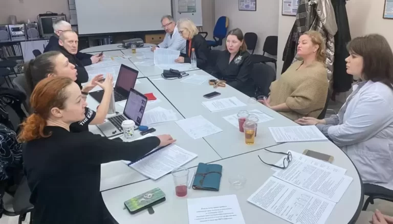 В Калининграде состоялся круглый стол по обсуждению проблем профилактики  распространения ВИЧ-инфекции и оказания социально-правовой помощи людям, попавшим в трудную жизненную ситуацию в связи с употреблением наркотических средств, наличием ВИЧ