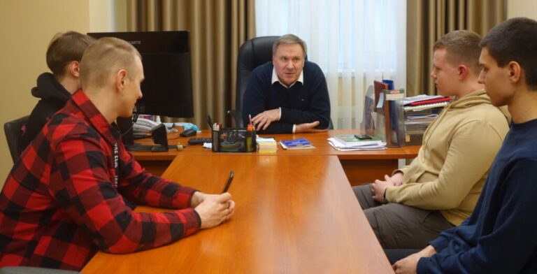 Встреча Калининградского омбудсмена с активной молодежью