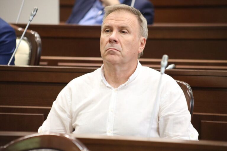 Уполномоченный по правам человека в Калининградской области принял участие в публичных слушаниях в региональном парламенте