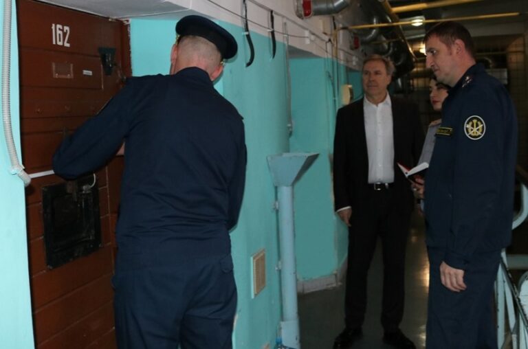 Уполномоченный по правам человека в Калининградской области проверил соблюдение прав человека в СИЗО-1