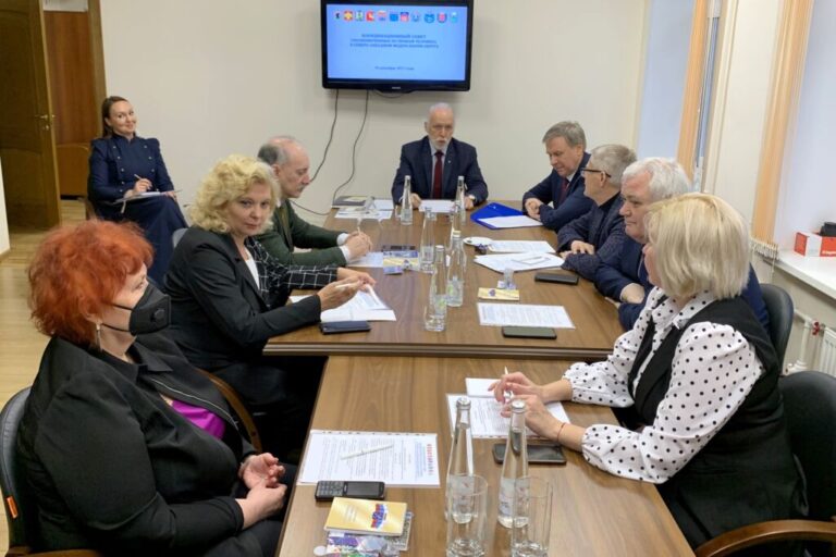 Вопросы защиты прав участников СВО и членов их семей обсудили на заседании Координационного совета уполномоченных по правам человека в СЗФО