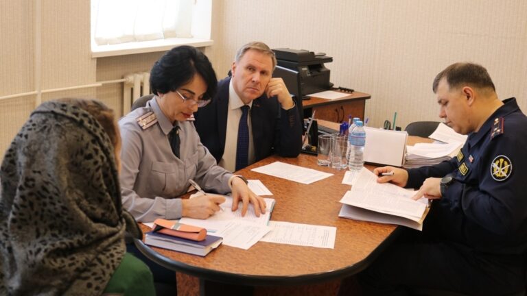 Уполномоченный по правам человека в Калининградской области проверил соблюдение прав человека в ИК-4 и провел прием граждан