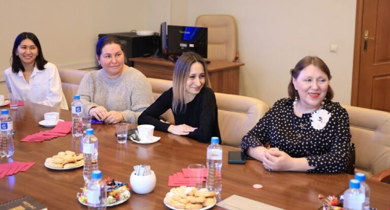 Обсудили с Главой Администрации Города Калининграда вопросы, волнующие женщин