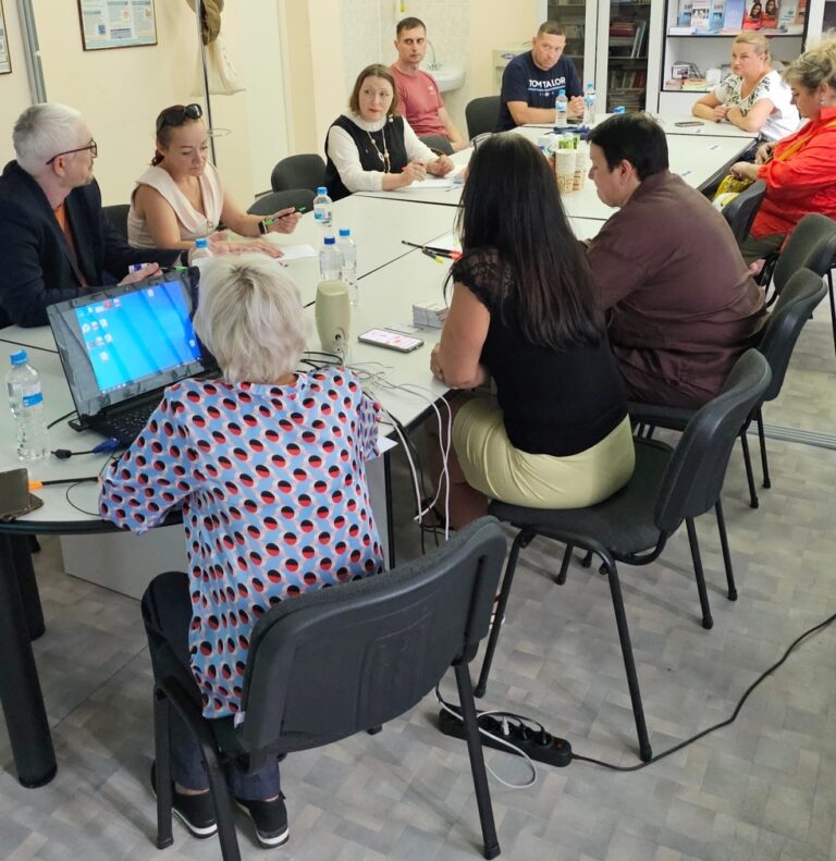 Обсудили вопросы взаимодействия в сфере профилактики  распространения ВИЧ-инфекции