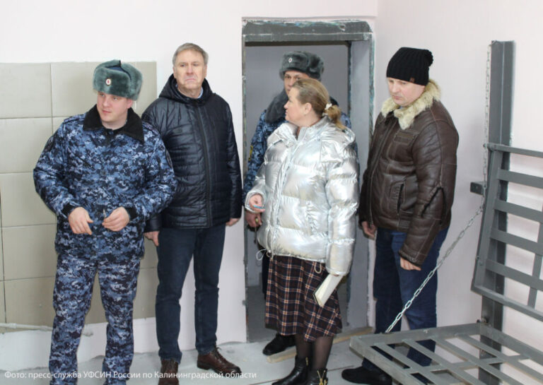 Уполномоченный по правам человека посетил исправительную колонию №13 п. Славяновка