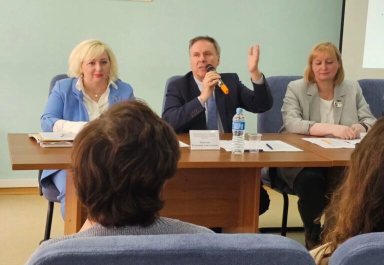 В Калининграде обсудили вопросы правового просвещения граждан, являющихся получателями пенсионных и (или) иных социальных выплат