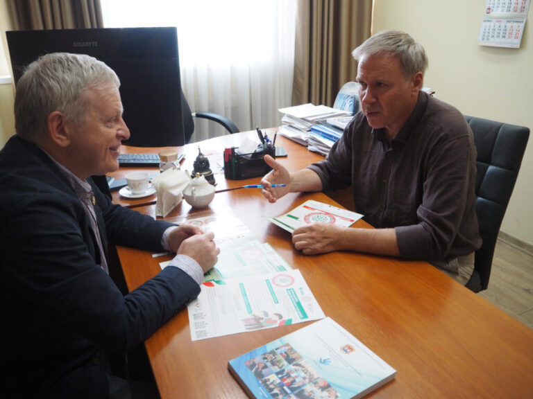 В аппарате Уполномоченного по правам человека обсудили перспективы сотрудничества в рамках проекта «Помогите мне вернуться домой»