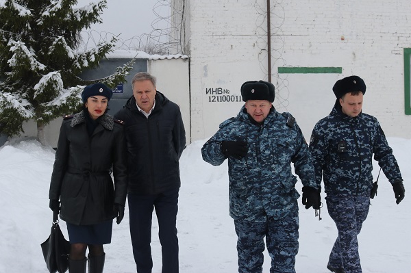 Уполномоченный по правам человека в Калининградской области посетил ИК-8